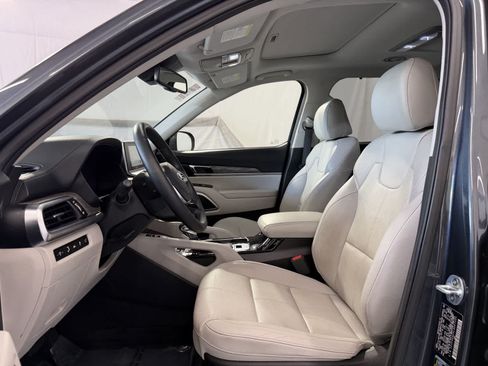 Used 2020 Kia Telluride EX AWD/4WD image 8