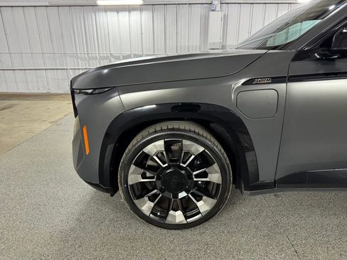 Used 2023 BMW XM AWD/4WD image 20