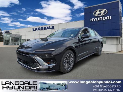 New 2025 Hyundai Sonata SEL FWD image 1