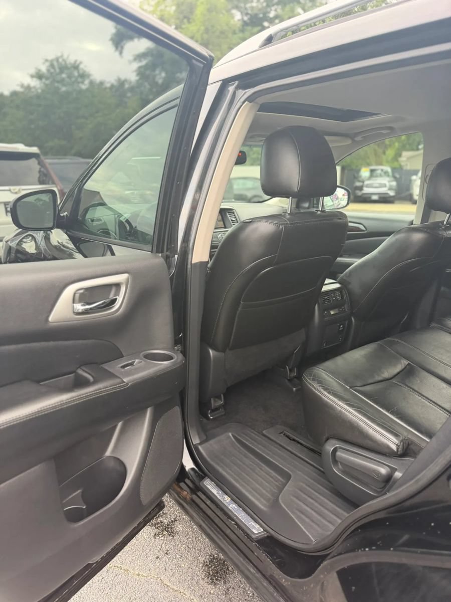 Used 2014 Nissan Pathfinder SL w/ SL Premium Package AWD/4WD image 18
