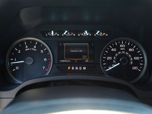 Used 2019 Ford F150 XLT w/ Equipment Group 302A Luxury AWD/4WD image 14