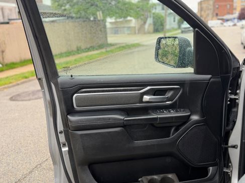 Used 2020 RAM 1500 Big Horn AWD/4WD image 16