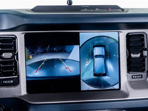 Used 2024 Ford Bronco Outer Banks image 44