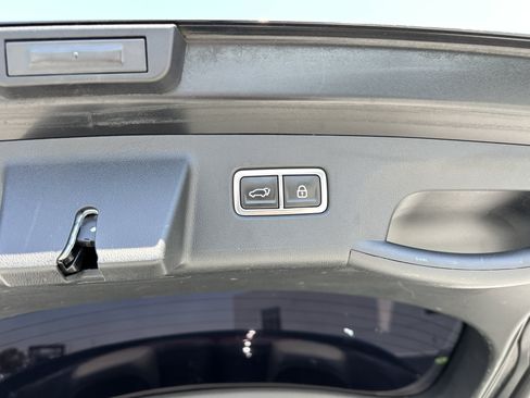 Certified 2023 Kia Sorento SX FWD image 25
