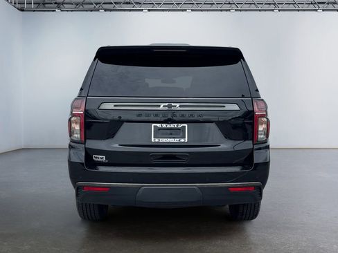 Used 2022 Chevrolet Suburban Z71 AWD/4WD image 4