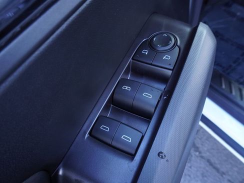 New 2026 GMC Canyon Elevation w/ Convenience Package image 16