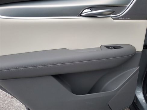 New 2025 Cadillac XT5 Premium Luxury w/ LPO, Floor Liner Package image 29