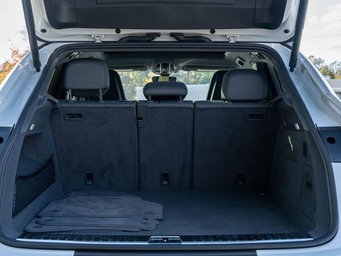 Certified 2023 Porsche Cayenne Coupe image 16