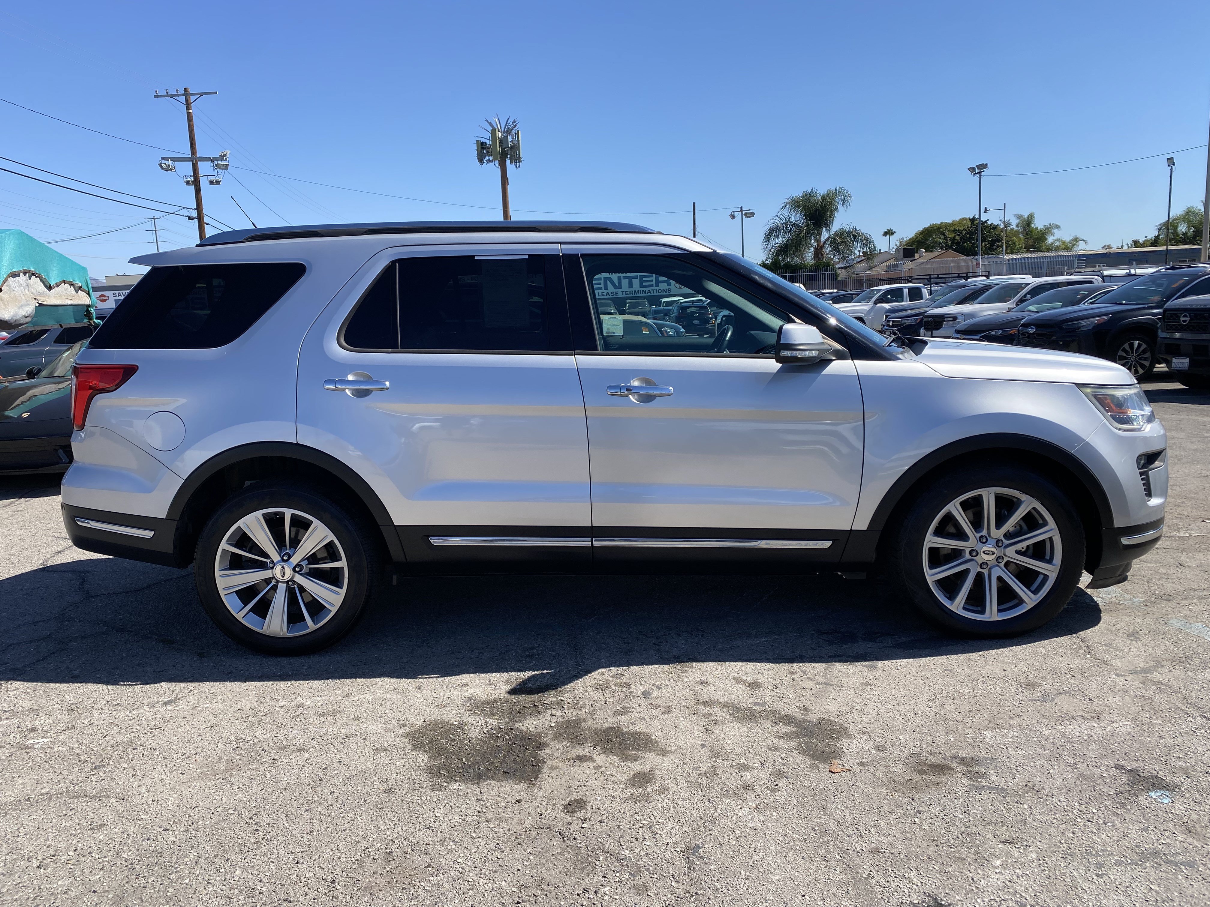 Used 2018 Ford Explorer Limited FWD image 9