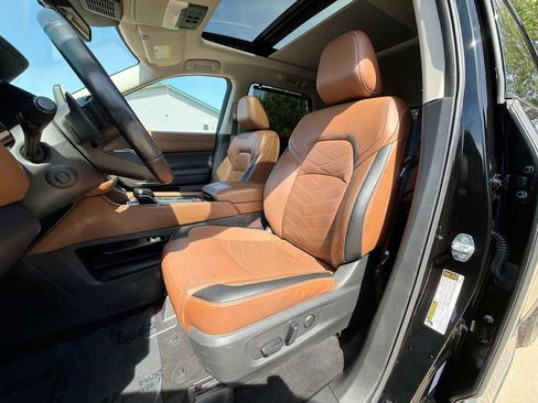 Used 2023 Nissan Pathfinder Platinum AWD/4WD image 13