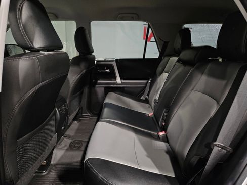 Certified 2022 Toyota 4Runner SR5 Premium image 36