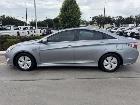 Used 2014 Hyundai Sonata Hybrid FWD image 4