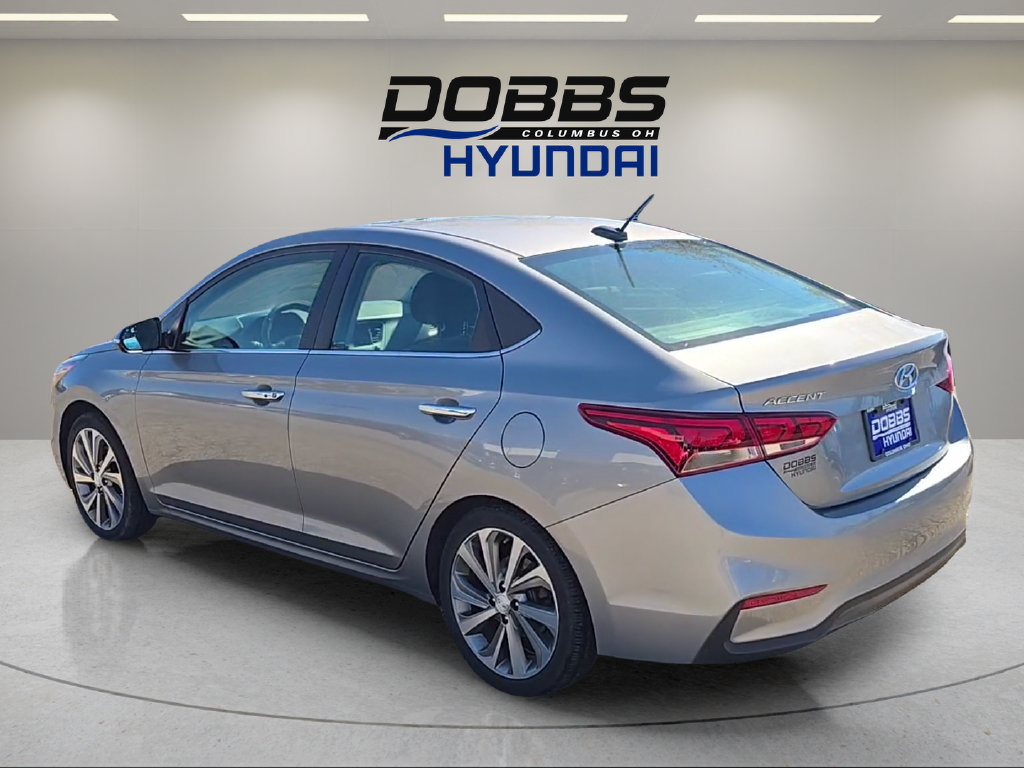 Used 2021 Hyundai Accent Limited FWD image 3