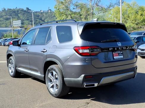 New 2026 Honda Pilot EX-L image 7