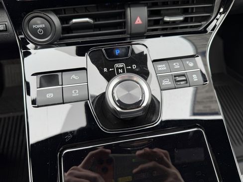 Used 2023 Subaru Solterra AWD image 25