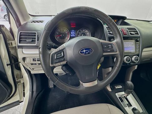 Used 2016 Subaru Forester 2.5i Limited AWD/4WD image 11