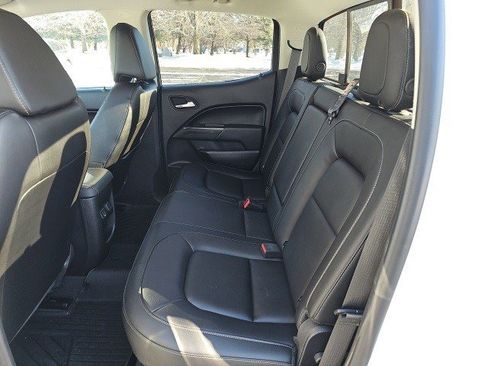 Used 2020 Chevrolet Colorado ZR2 image 18