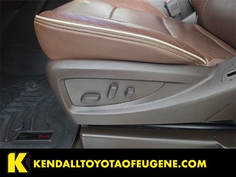 Used 2015 Chevrolet Silverado 2500 High Country image 20