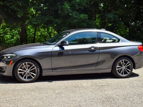 Used 2018 BMW 230i Coupe RWD image 3