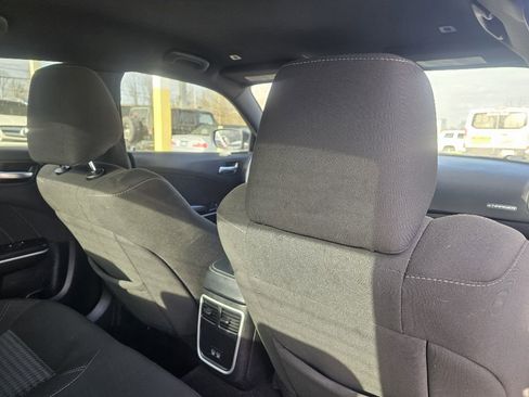 Used 2023 Dodge Charger SXT image 35