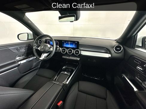 Used 2026 Mercedes-Benz GLB 250 4MATIC image 2