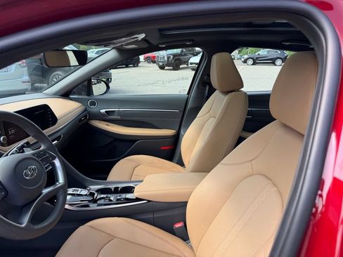 Used 2023 Hyundai Sonata Limited FWD image 11