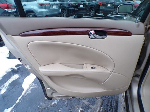 Used 2006 Buick Lucerne CX image 15