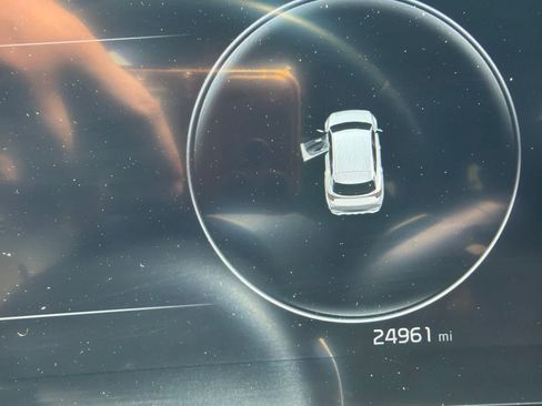 Used 2024 Kia Sportage SX FWD image 7