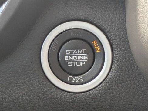 Used 2022 RAM 2500 Laramie AWD/4WD image 28