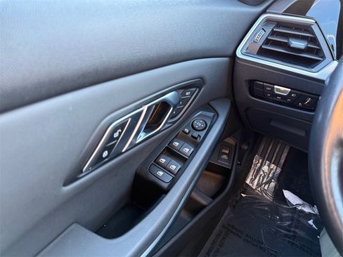 Used 2019 BMW 330i xDrive Sedan w/ Driving Assistance Package image 28