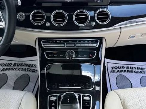 Used 2019 Mercedes-Benz E 300 w/ Premium 1 Package image 33