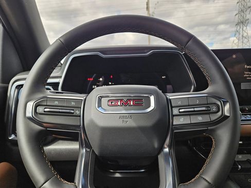 New 2026 GMC Canyon AT4 w/ AT4 Premium Package AWD/4WD image 11