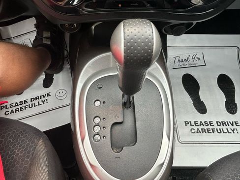 Used 2011 Nissan Juke SV AWD/4WD image 25