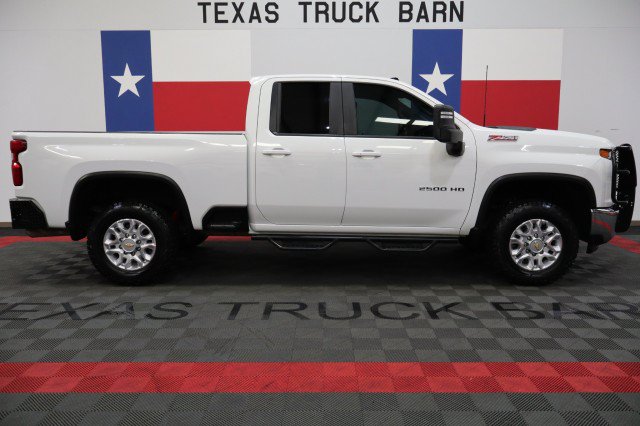Used 2022 Chevrolet Silverado 2500 LT w/ Convenience Package AWD/4WD image 16