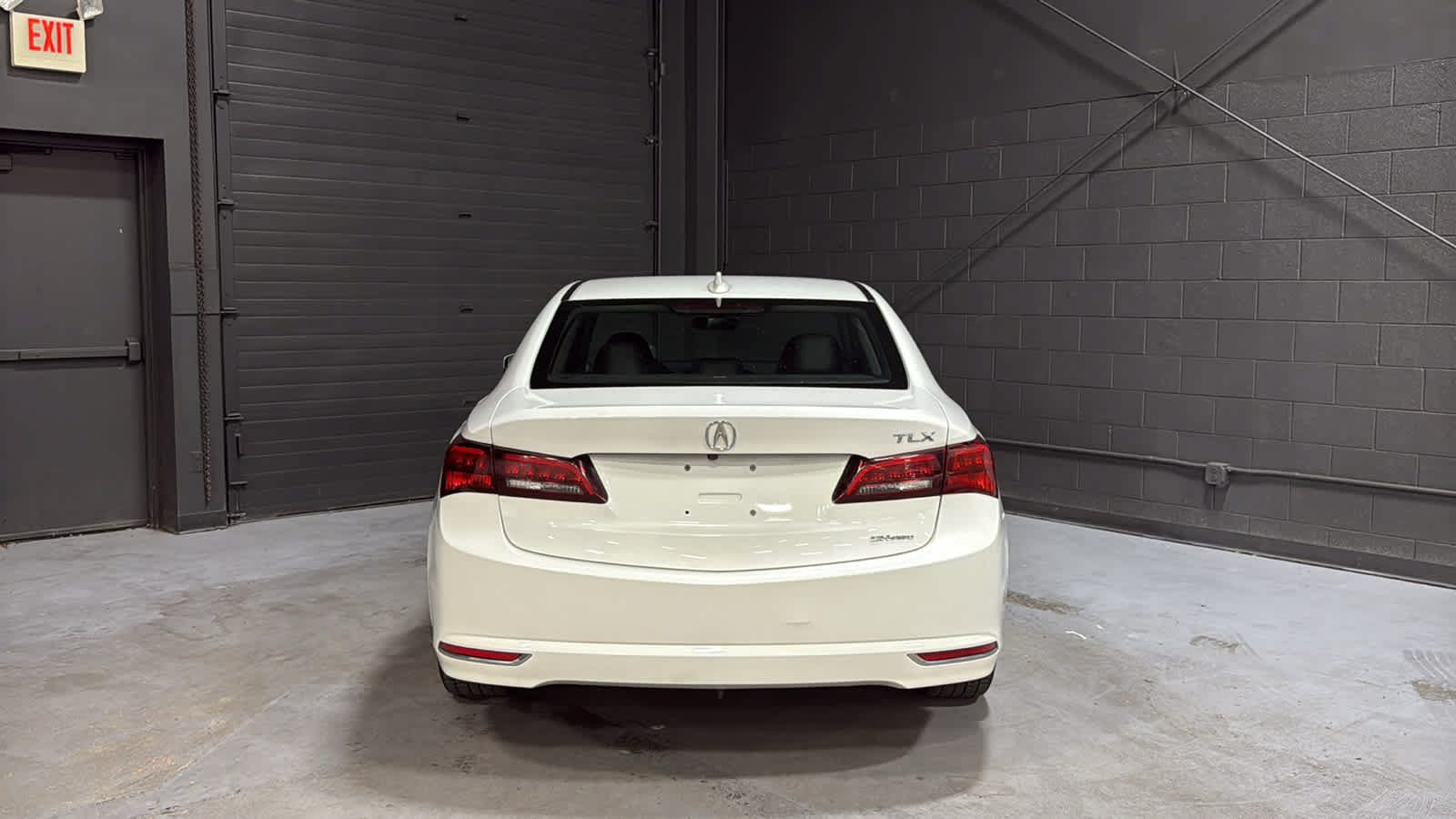 Used 2016 Acura TLX w/ Technology Package AWD/4WD image 5