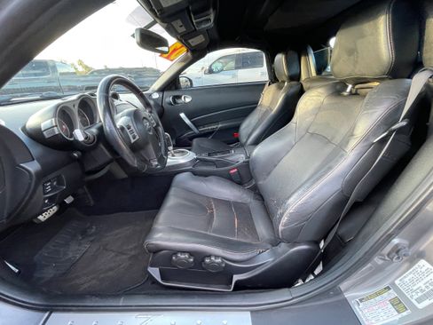 Used 2007 Nissan 350Z Touring image 12
