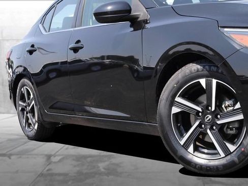 Certified 2024 Nissan Sentra SV FWD image 3