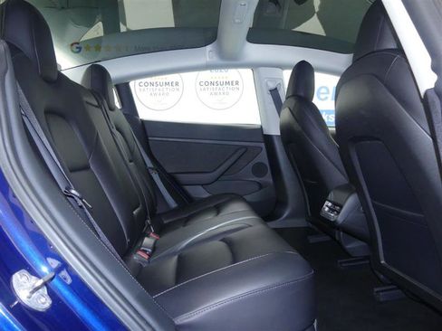 Used 2022 Tesla Model 3 Long Range image 21