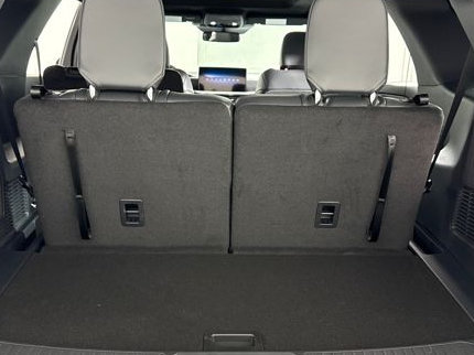 New 2026 Ford Explorer ST-Line w/ ST-Line Street Pack AWD/4WD image 21