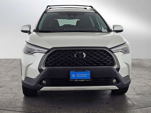 Used 2023 Toyota Corolla Cross XLE image 8