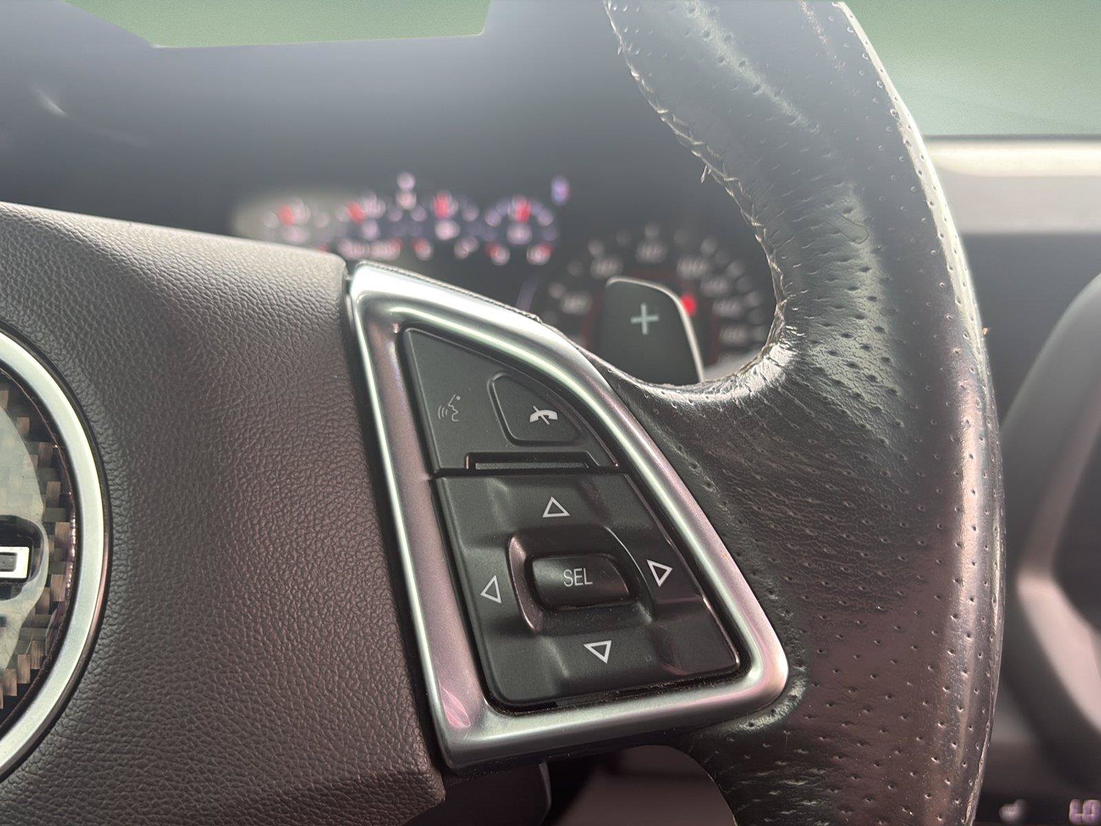 Used 2020 Chevrolet Camaro SS RWD image 18