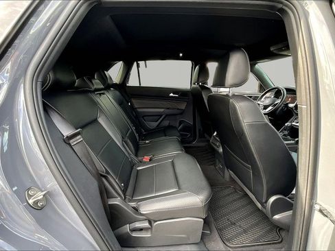 Used 2022 Volkswagen Atlas Cross Sport SEL R-Line AWD/4WD image 25