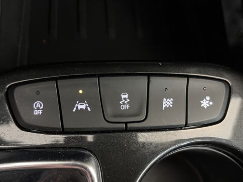 Used 2023 Chevrolet TrailBlazer RS FWD image 27