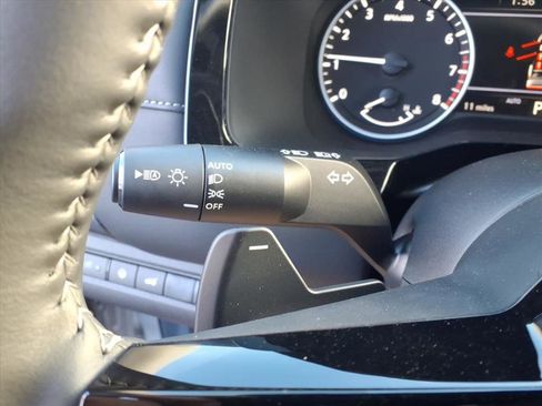 New 2025 Nissan Pathfinder SL image 19