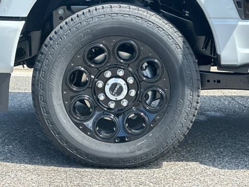 New 2026 Ford F250 XLT w/ XLT Premium Package AWD/4WD image 25