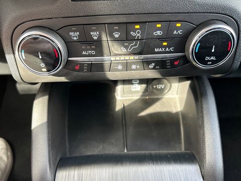 Used 2023 Ford Escape Active image 28