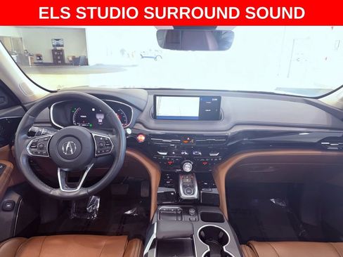 Used 2023 Acura MDX SH-AWD w/ Advance Package image 14