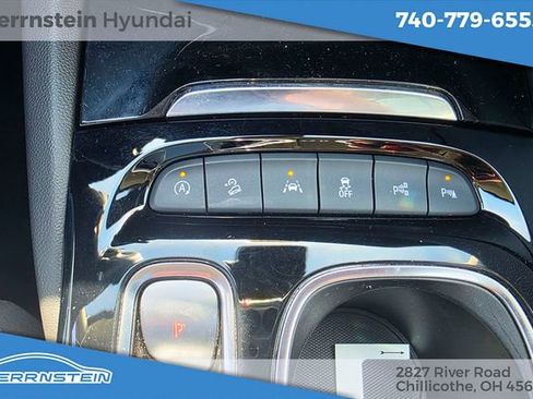 Used 2022 Buick Envision Avenir w/ Technology Package II AWD/4WD image 25