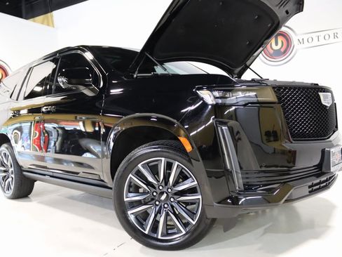 Used 2022 Cadillac Escalade Sport w/ Touring Package image 85