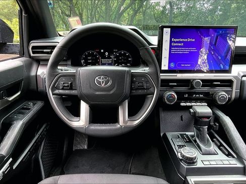 Used 2024 Toyota Tacoma TRD Off-Road AWD/4WD image 8